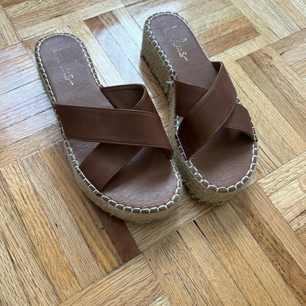 Lulus brown sandals